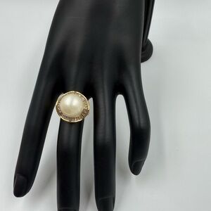 Elegant South Sea Pearl Ring